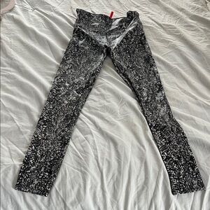 SPANX Black and White Patterned Snakeskin Leggings